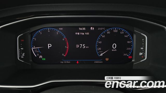 Volkswagen Jetta 2021 — photo 11