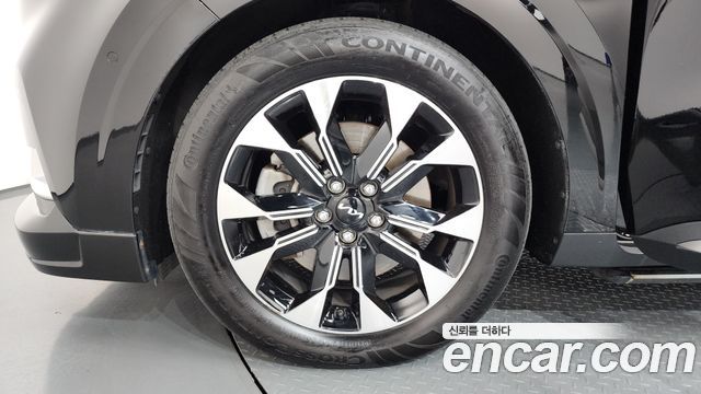 Kia Canival 2023 — photo 5