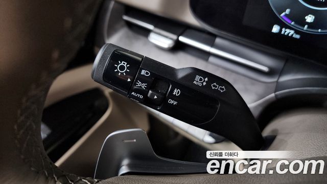 Kia Canival 2023 — photo 35