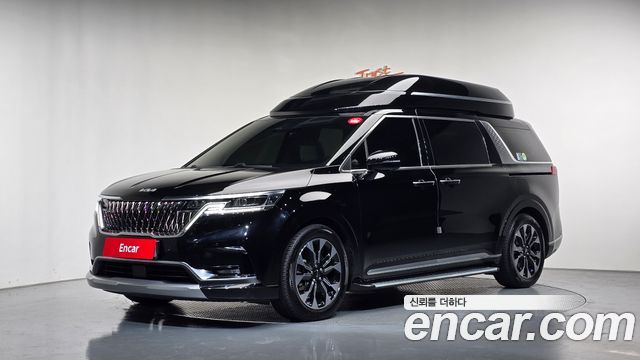 Kia Canival 2021 — photo 1