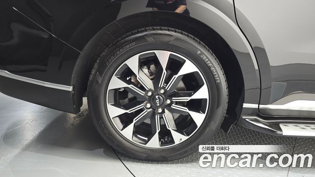 Kia Canival 2021 — photo 5