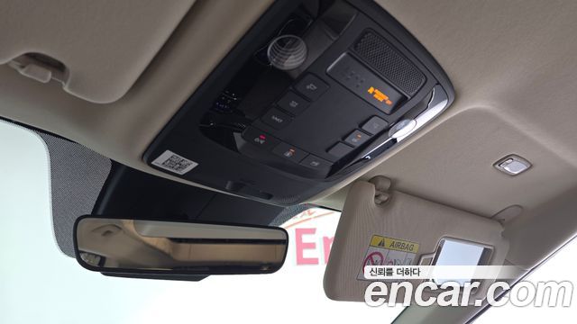 Kia Canival 2021 — photo 25