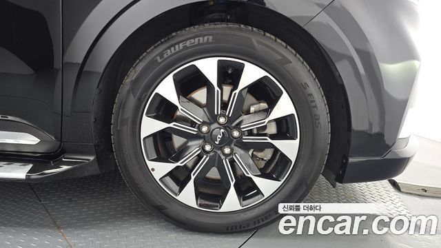 Kia Canival 2021 — photo 7