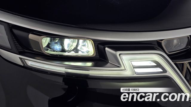 Kia Canival 2021 — photo 8