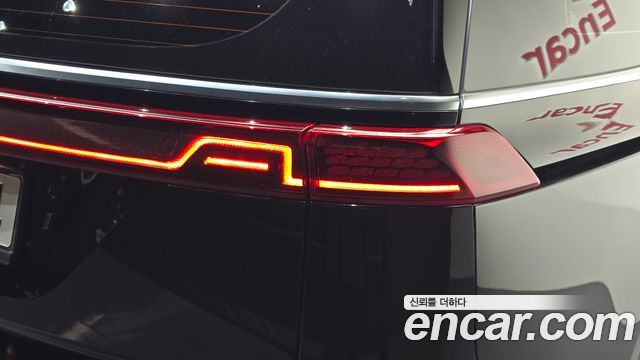 Kia Canival 2021 — photo 9