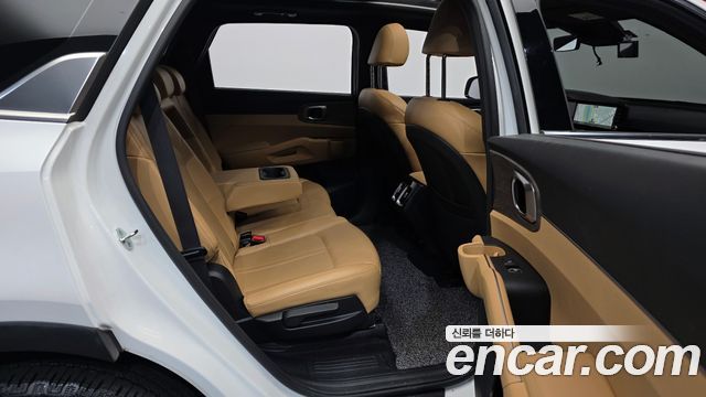 Kia Sorento 2022 — photo 12