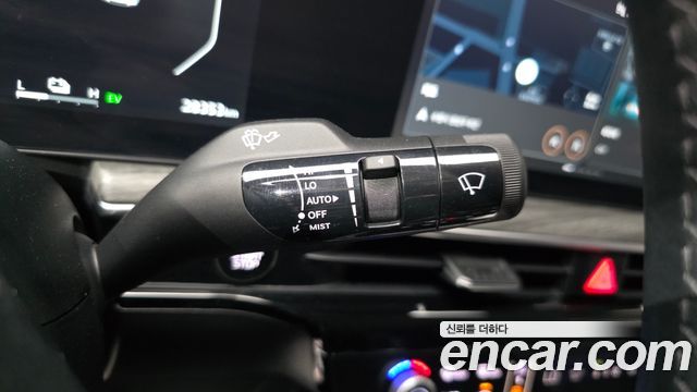 Kia K5 2024 — photo 25