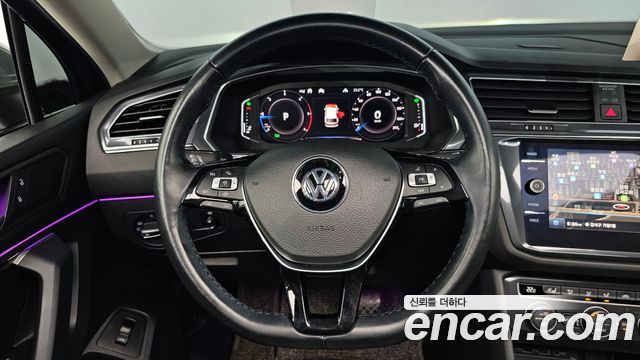 Volkswagen Tiguan 2020 — photo 13