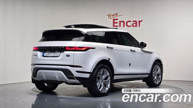 Land Rover Range Rover Evoque 2023 — photo 2