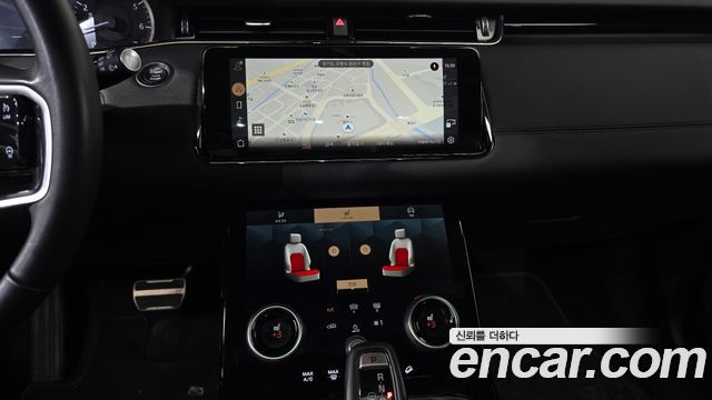Land Rover Range Rover Evoque 2023 — photo 12