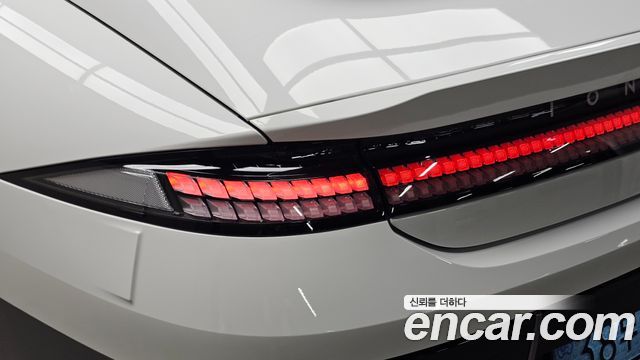 Hyundai Ioniq6 2025 — photo 9