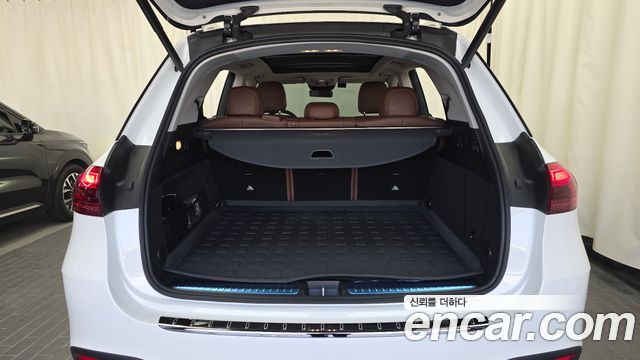 Mercedes-Benz GLE-Class 2025 — photo 20