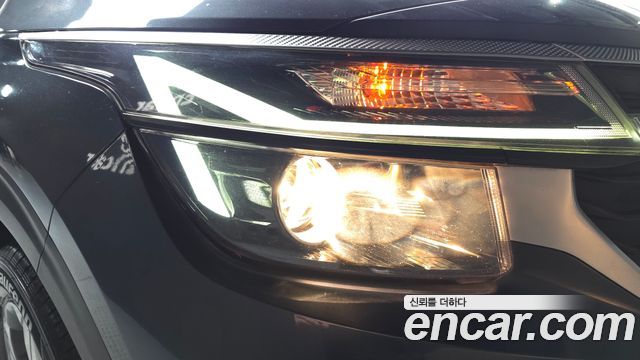 Kia Seltos 2024 — photo 8