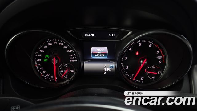Mercedes-Benz CLA-Class 2018 — photo 8
