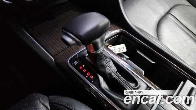 Kia K5 2017 — photo 9