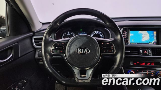 Kia K5 2017 — photo 13