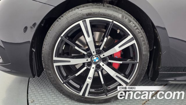 BMW 5-Series 2025 — photo 5