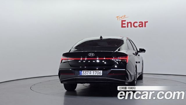 Hyundai AVANTE 2025 — photo 4