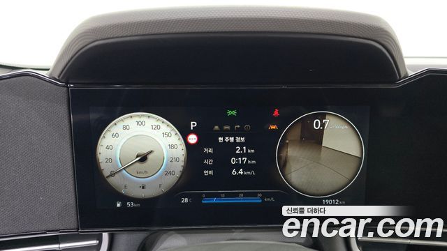 Hyundai AVANTE 2025 — photo 11