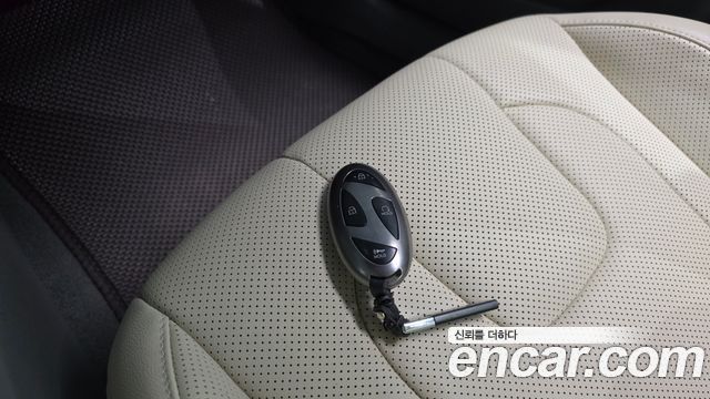 Hyundai AVANTE 2025 — photo 21