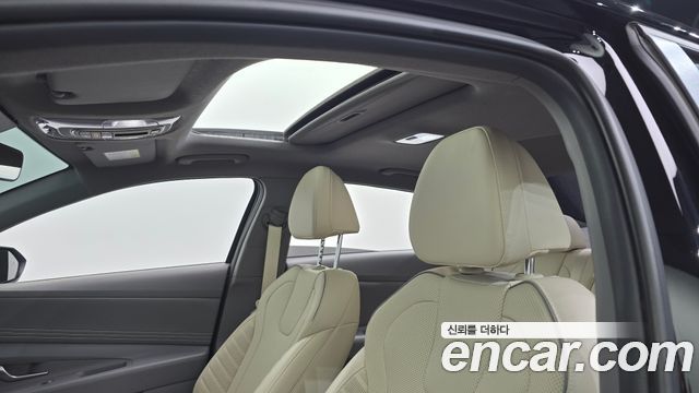 Hyundai AVANTE 2025 — photo 22