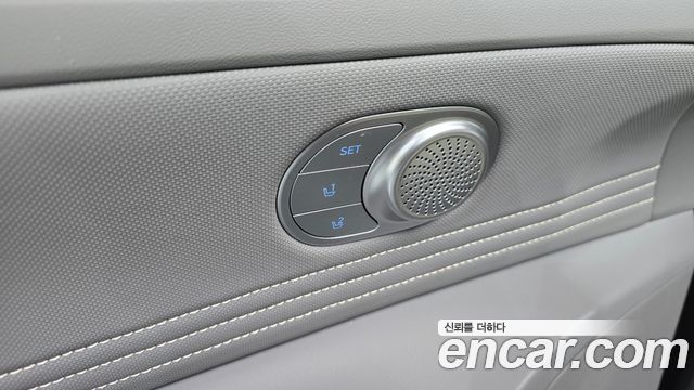 Hyundai AVANTE 2025 — photo 34