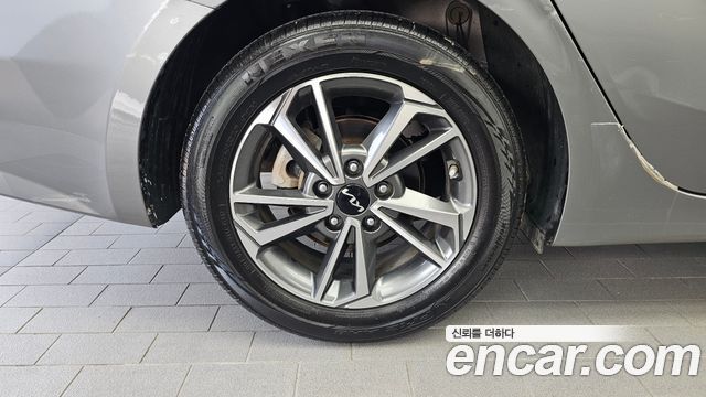 Kia K3 2022 — photo 5