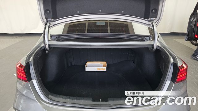 Kia K3 2022 — photo 20