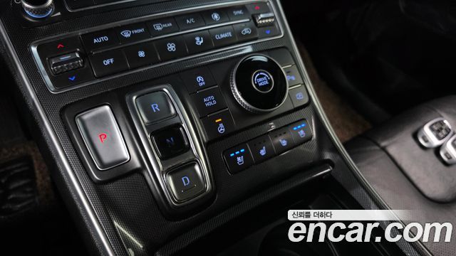 Hyundai Santafe 2021 — photo 12