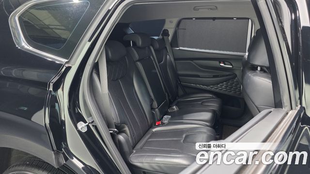 Hyundai Santafe 2021 — photo 17
