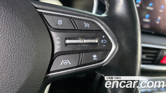 Hyundai Santafe 2021 — photo 25
