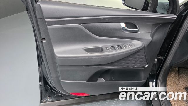 Hyundai Santafe 2021 — photo 14