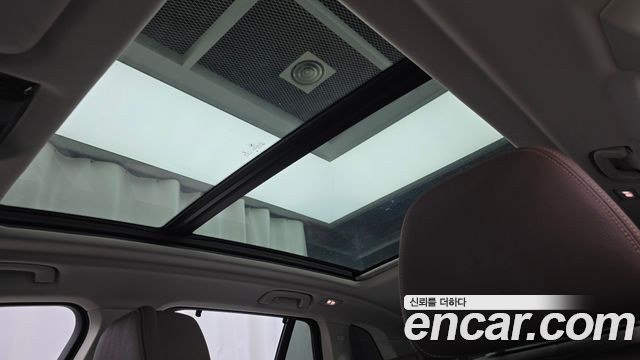 BMW X5 2021 — photo 18