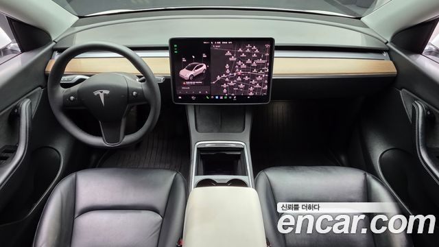 Tesla Model Y 2022 — photo 10