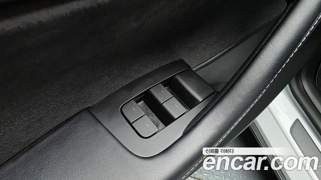 Tesla Model Y 2022 — photo 27