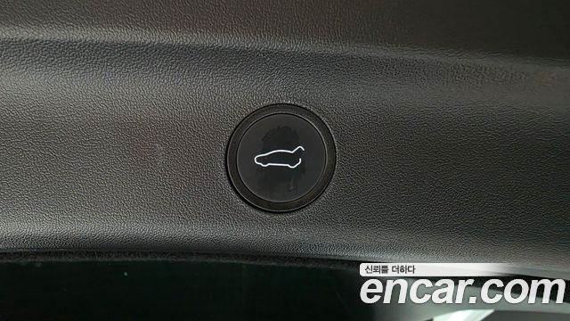 Tesla Model Y 2022 — photo 29