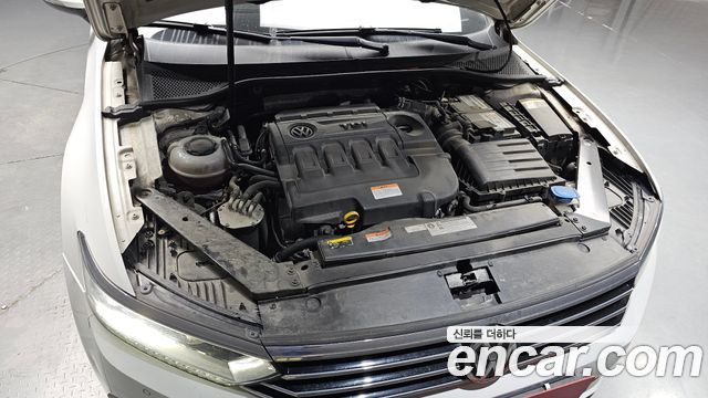Volkswagen Passat 2018 — photo 6