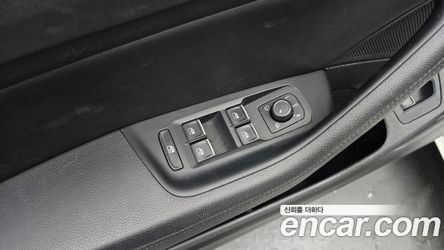 Volkswagen Passat 2018 — photo 19