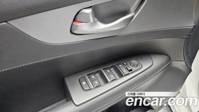Kia K3 2019 — photo 15