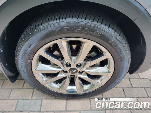 Kia Sorento 2016 — photo 19