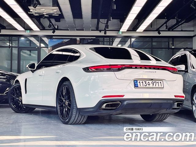 Porsche Panamera 2021 — photo 20