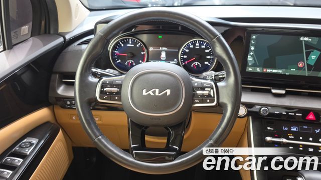 Kia Canival 2022 — photo 13