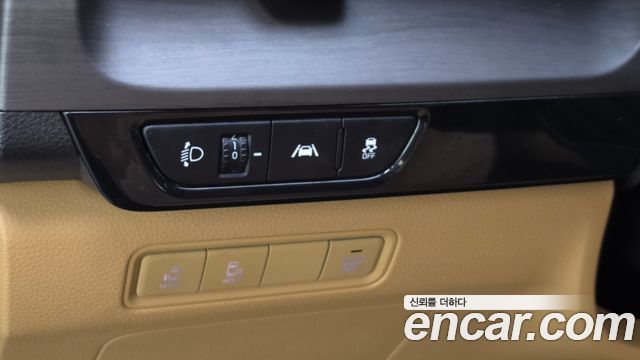 Kia Canival 2022 — photo 15