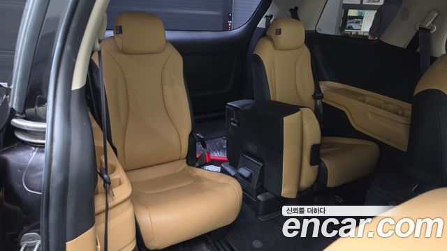 Kia Canival 2022 — photo 20