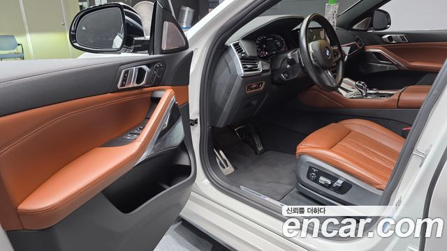 BMW X6 2023 — photo 13