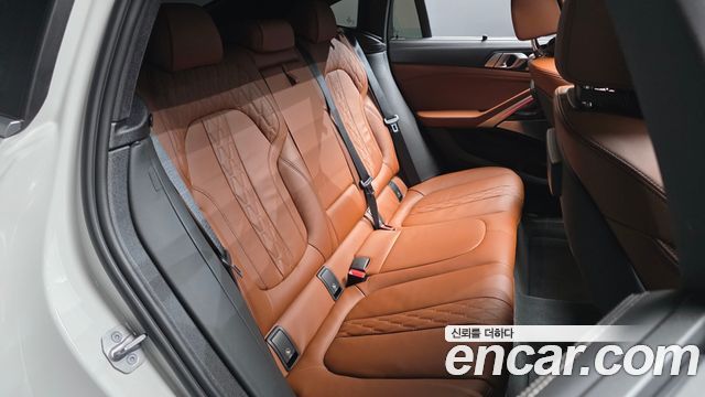 BMW X6 2023 — photo 17