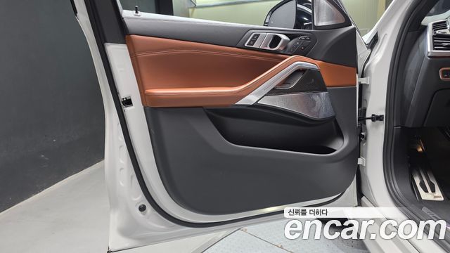 BMW X6 2023 — photo 14