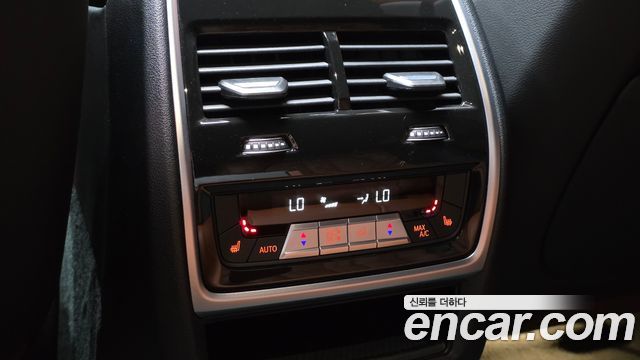 BMW X6 2023 — photo 31