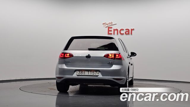 Volkswagen Golf 2013 — photo 4