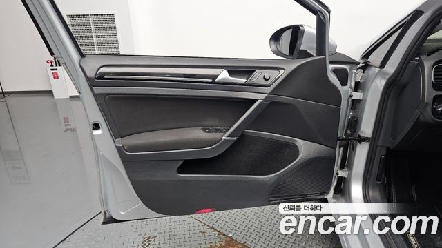 Volkswagen Golf 2013 — photo 14